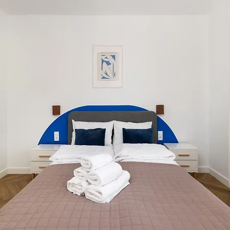 Ecru Design In City Center Wwa46 Daire *